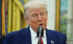 Ông Trump gửi thêm thư báo thuế cho 6 đối tác