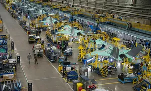 Bàn giao F-35 chậm, tập đoàn Mỹ vẫn được thưởng hàng trăm triệu USD